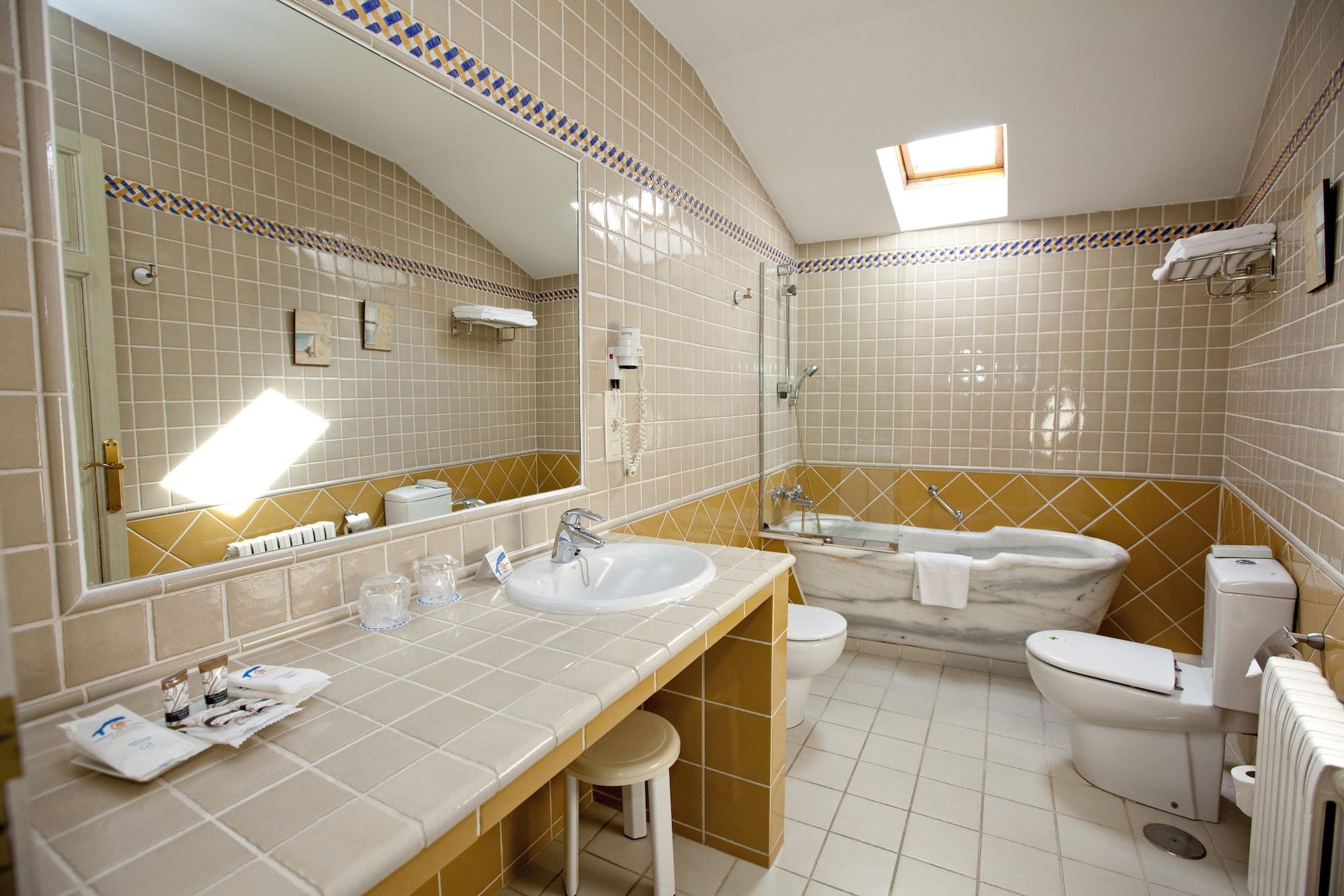 Termas De Cuntis - Hotel Castro Do Balneario エクステリア 写真