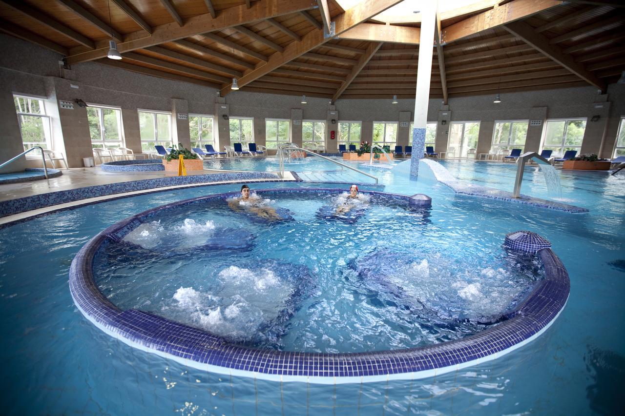 Termas De Cuntis - Hotel Castro Do Balneario エクステリア 写真